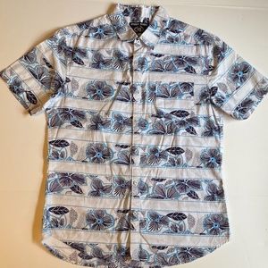 Amongst Others Mens Short Sleeve Shirt Size Large